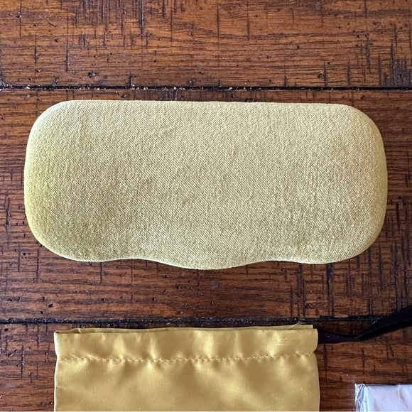 Authentic Gucci Sunglasses Case - Picture 6 of 7